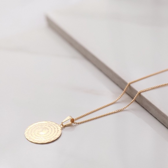 Mary Prayer Necklace | 18k Gold Filled - Picture 5 of 7